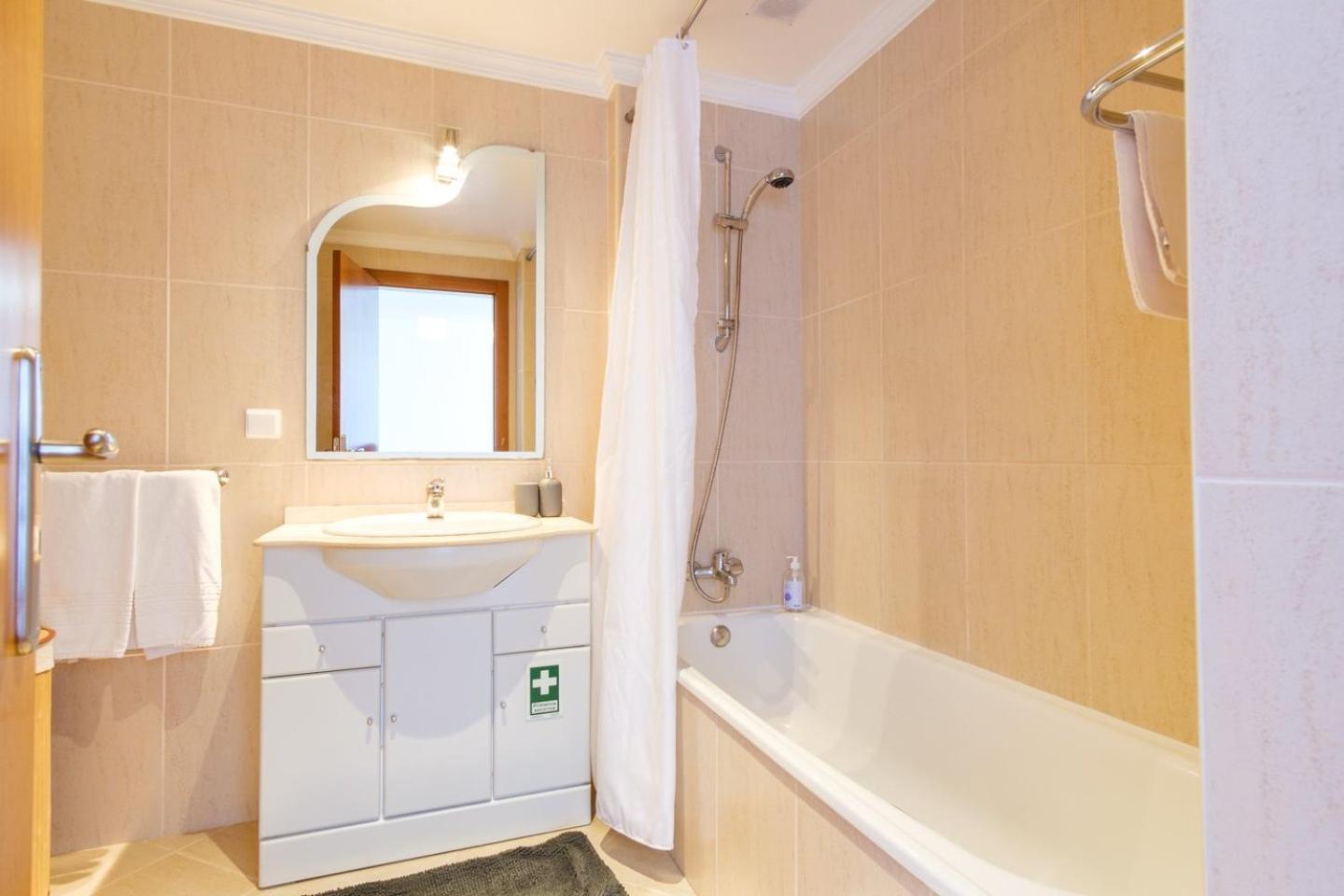 Guestready - Lovely Getaway In Canico מראה חיצוני תמונה